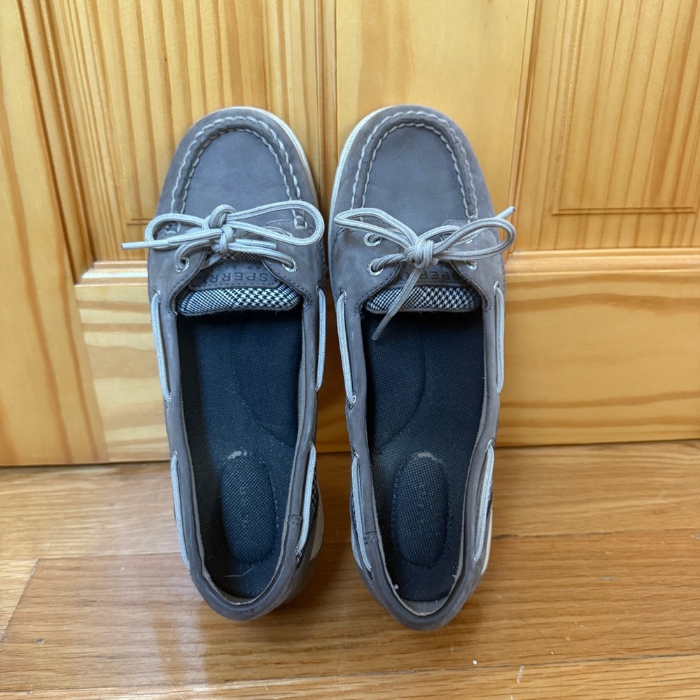Sperry Women's Gray Loafers